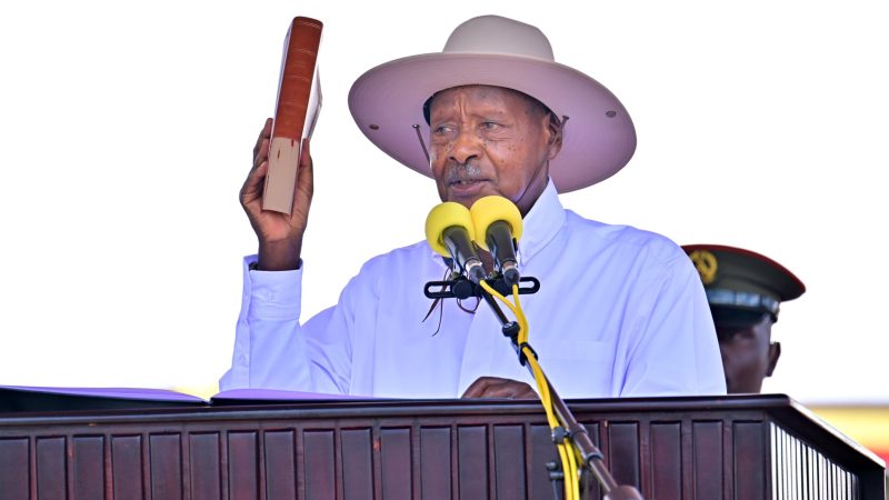 Ouganda : Yoweri Museveni prête serment pour un septième mandat à Kampala