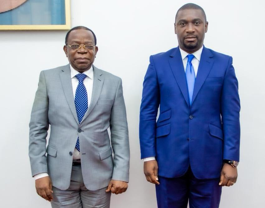 RDC : Patrick Munyomo dénonce un « harcèlement physique » et des menaces de Modeste Bahati Lukwebo